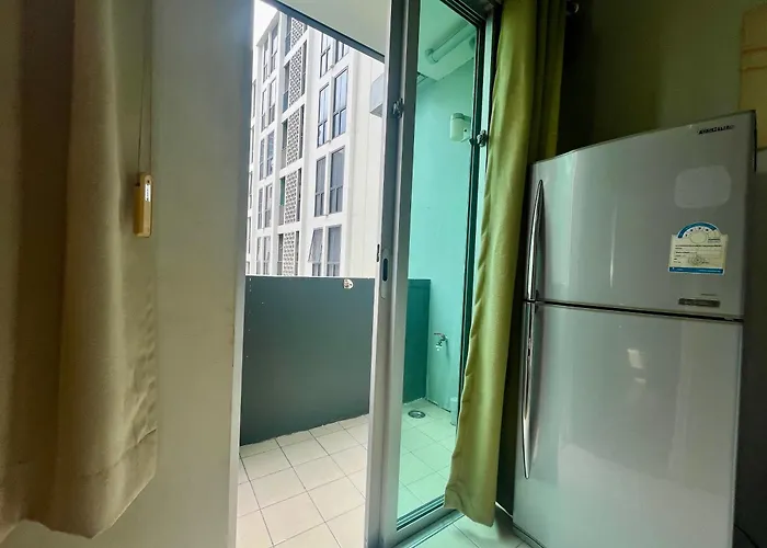 Apartment 1br 5 Min To Bts 1000mbps Fiber Wi-fi Great Location *