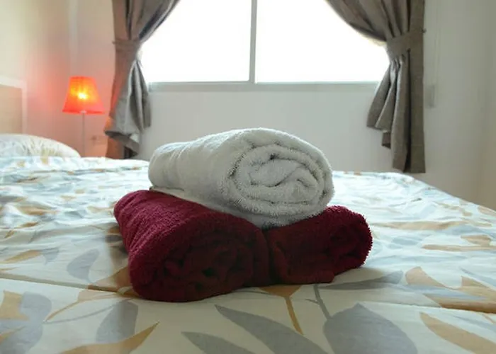 1br 5 Min To Bts 1000mbps Fiber Wi-fi Great Location Apartment *